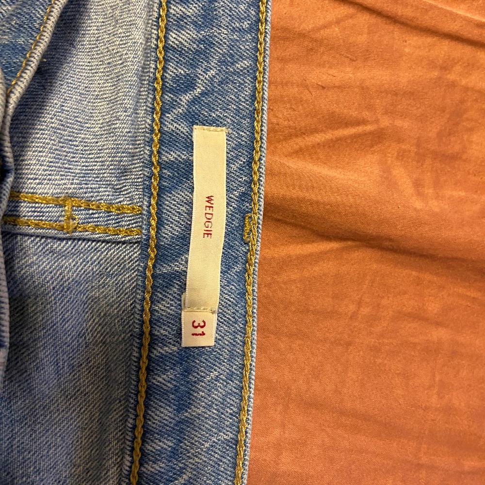 Levi High Rise Jeans - Picture 2 of 2